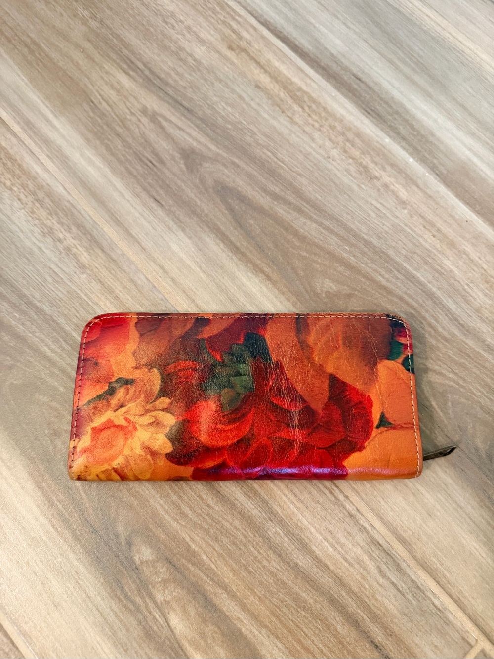 Patricia Nash Orange Multi Floral Leather Zip Wallet - Picture 3 of 6